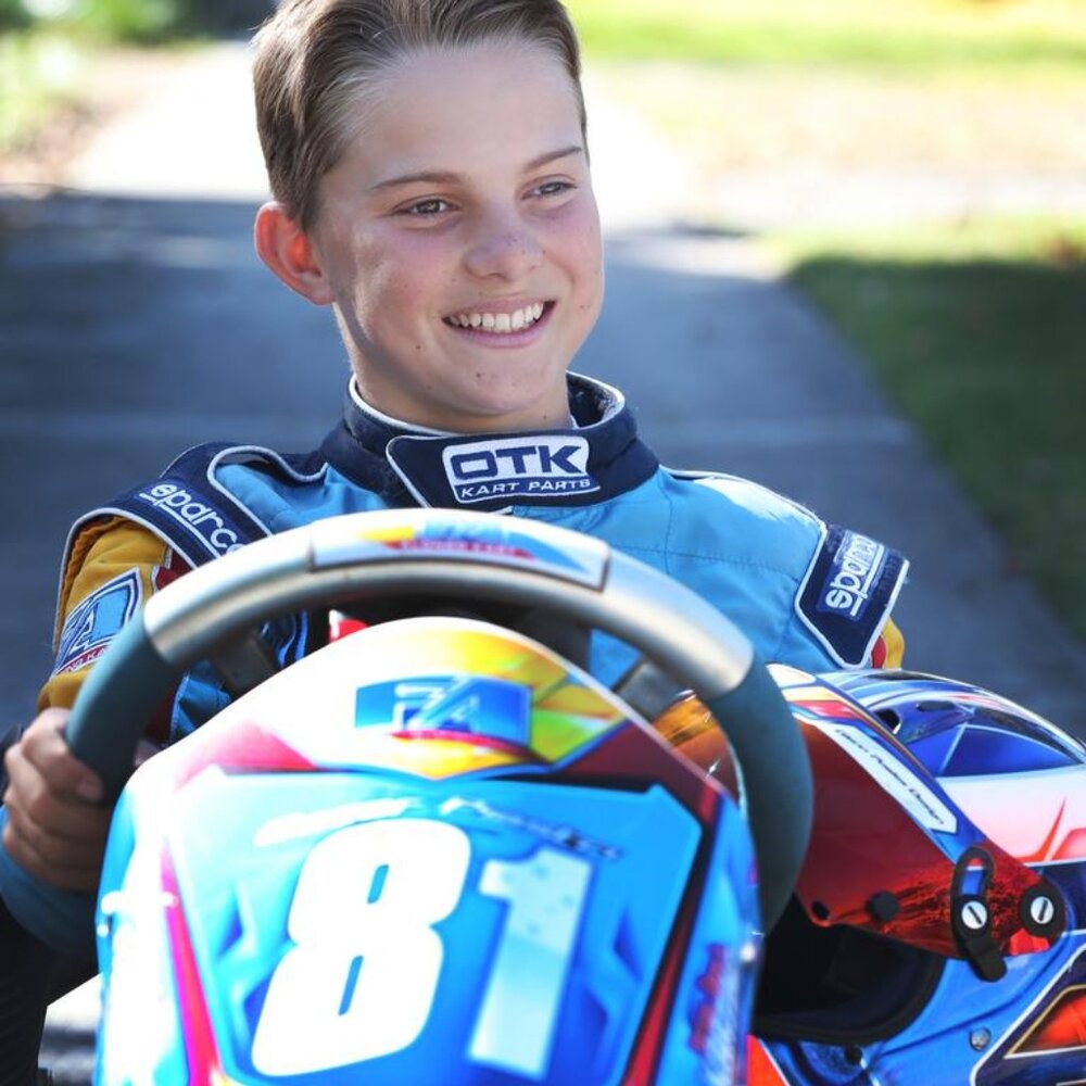 Meet your Posher, Azul